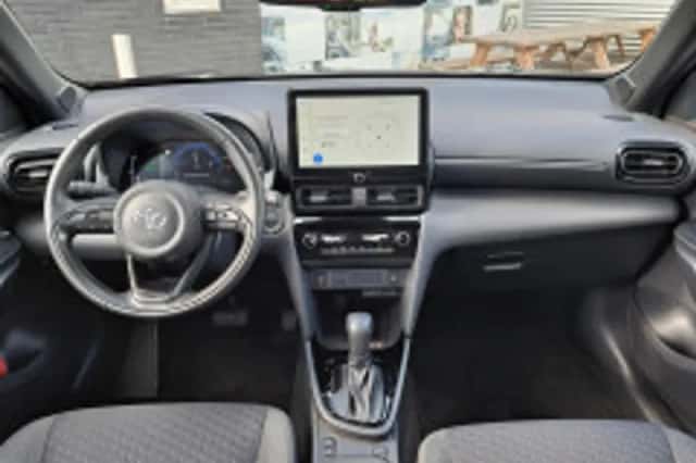 Toyota Yaris Cross (2025) thumbnail 5