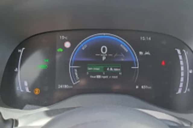 Toyota Yaris Cross (2025) thumbnail 6
