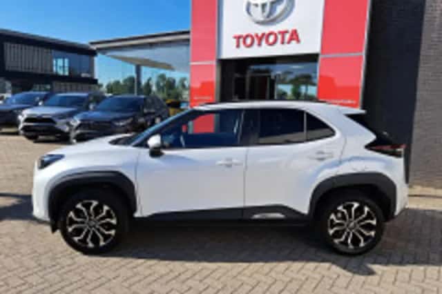 Toyota Yaris Cross (2025) thumbnail 3