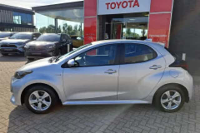 Toyota Yaris (2021) thumbnail 5