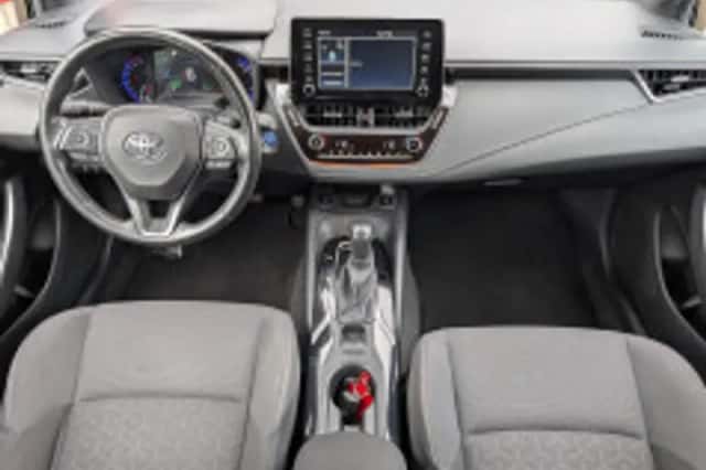Toyota Corolla (2019) thumbnail 3