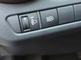 Toyota C hr (2025) thumbnail 57