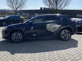 Lexus UX (2021) thumbnail 12