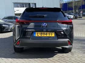 Lexus UX (2021) thumbnail 76
