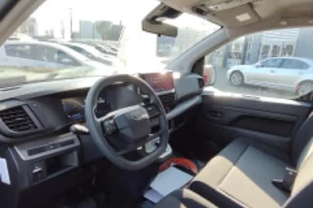 Toyota Proace (2025) thumbnail 4