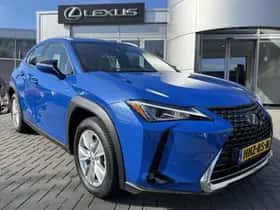 Lexus UX (2021) thumbnail 75