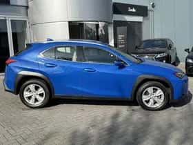 Lexus UX (2021) thumbnail 76