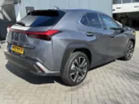 Lexus UX (2020) thumbnail 36