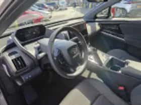 Toyota bZ4X (2024) thumbnail 38