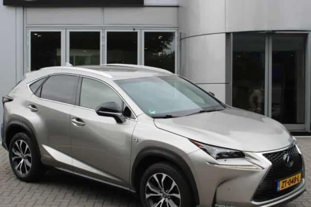 Lexus NX (2016) thumbnail 1