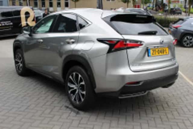 Lexus NX (2016) thumbnail 5