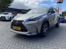 Lexus NX (2016) thumbnail 49