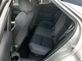 Toyota C hr (2025) thumbnail 34