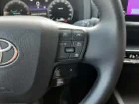 Toyota C hr (2025) thumbnail 54