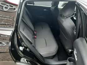 Toyota Corolla (2025) thumbnail 32