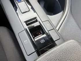 Toyota C hr (2025) thumbnail 26