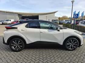 Toyota C hr (2025) thumbnail 5