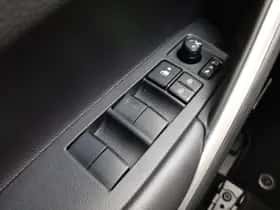 Toyota Corolla (2025) thumbnail 19