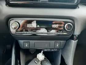 Toyota Yaris (2025) thumbnail 29