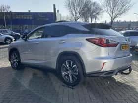 Lexus RX (2017) thumbnail 12