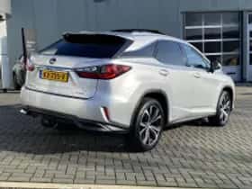 Lexus RX (2017) thumbnail 3