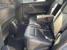 Lexus RX (2017) thumbnail 33