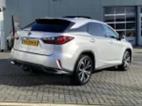 Lexus RX (2017) thumbnail 40