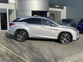 Lexus RX (2017) thumbnail 8