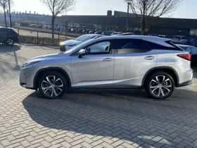 Lexus RX (2017) thumbnail 79