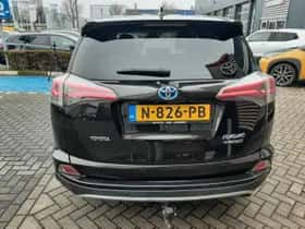 Toyota RAV4 (2017) thumbnail 13