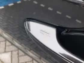 Toyota RAV4 (2017) thumbnail 18
