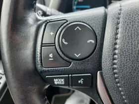 Toyota RAV4 (2017) thumbnail 24