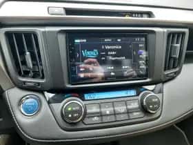 Toyota RAV4 (2017) thumbnail 30