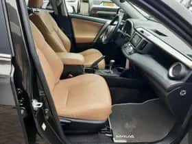 Toyota RAV4 (2017) thumbnail 34
