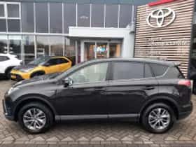 Toyota RAV4 (2017) thumbnail 5