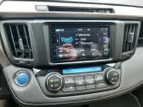 Toyota RAV4 (2017) thumbnail 62