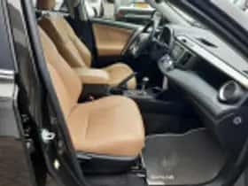 Toyota RAV4 (2017) thumbnail 66