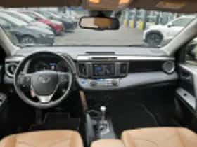 Toyota RAV4 (2017) thumbnail 70