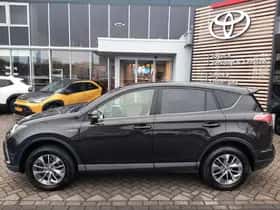 Toyota RAV4 (2017) thumbnail 78