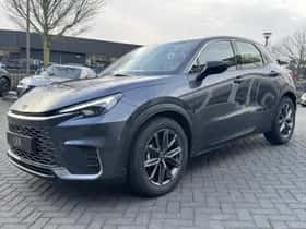 Lexus LBX (2026) thumbnail 13