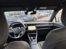 Lexus LBX (2026) thumbnail 39