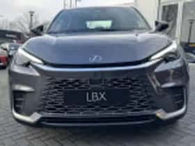 Lexus LBX (2026) thumbnail 50