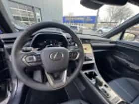 Lexus LBX (2026) thumbnail 64