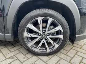Toyota Corolla (2023) thumbnail 13