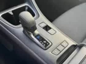 Lexus LBX (2025) thumbnail 67