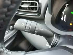 Toyota Yaris Cross (2024) thumbnail 18