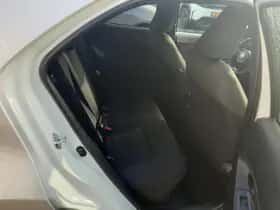 Toyota Yaris Cross (2024) thumbnail 32