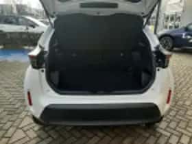 Toyota Yaris Cross (2024) thumbnail 42