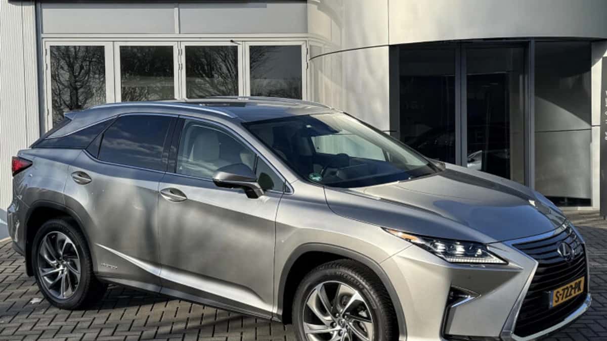 Lexus RX (2018) — foto 1