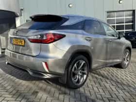 Lexus RX (2018) thumbnail 3